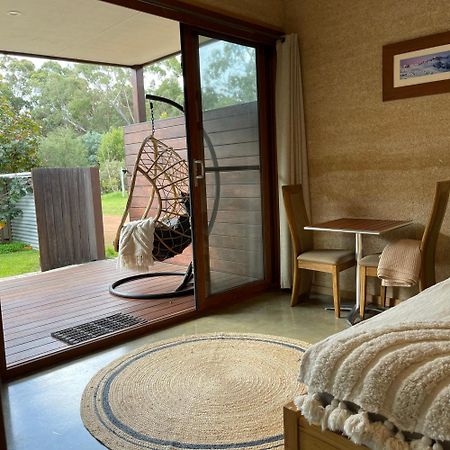 Grape Juice Retreat Rustic Romantic Gateway 5Mins To Beaches & Town Margaret River Esterno foto