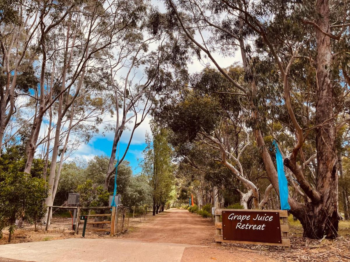 Grape Juice Retreat Rustic Romantic Gateway 5Mins To Beaches & Town Margaret River Esterno foto