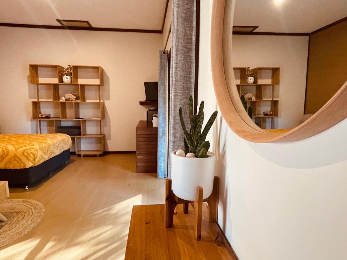Grape Juice Retreat Rustic Romantic Gateway 5Mins To Beaches & Town Margaret River Esterno foto